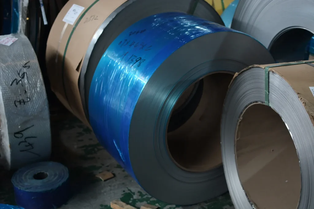 Heat-treated steel strips